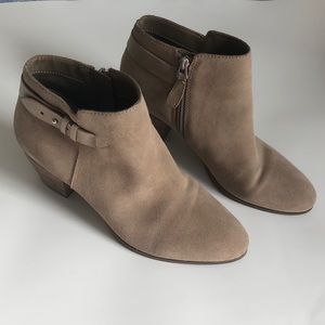 Guess Tan Suede Booties 10